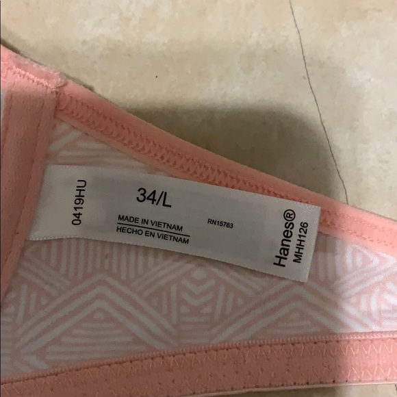 2 Pairs Of Bras Size 34A - Picture 5 of 10